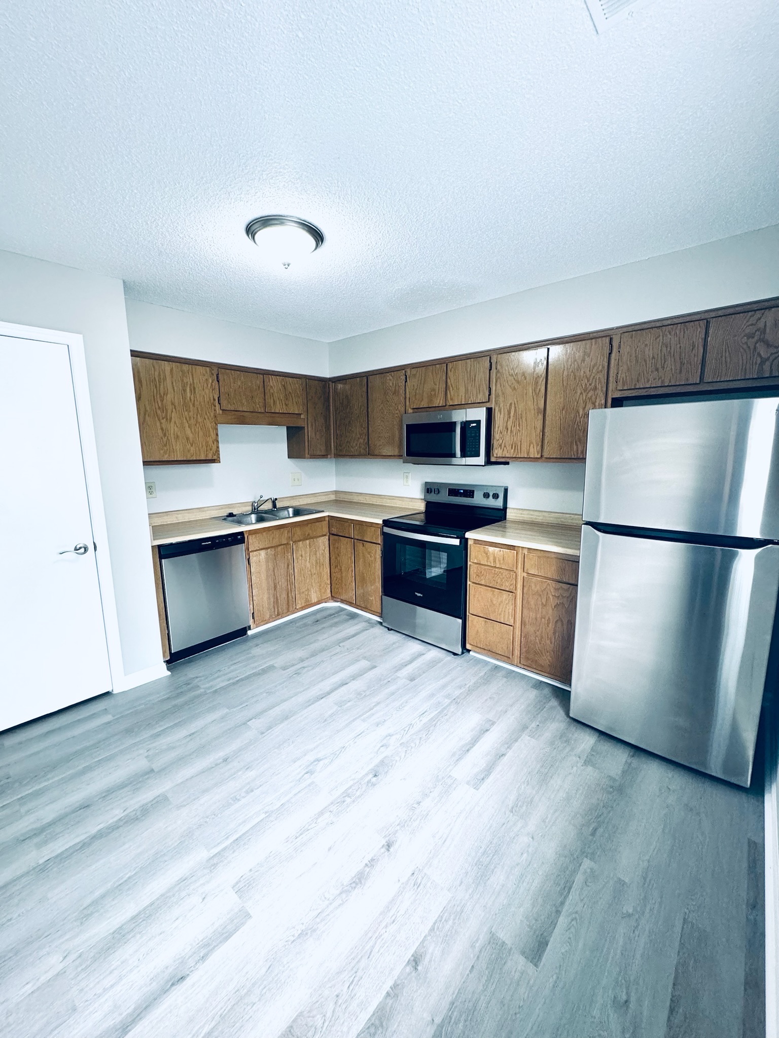 322 Junction Road - 1